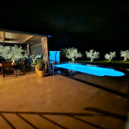Naturia Holiday House メドゥリン エクステリア 写真