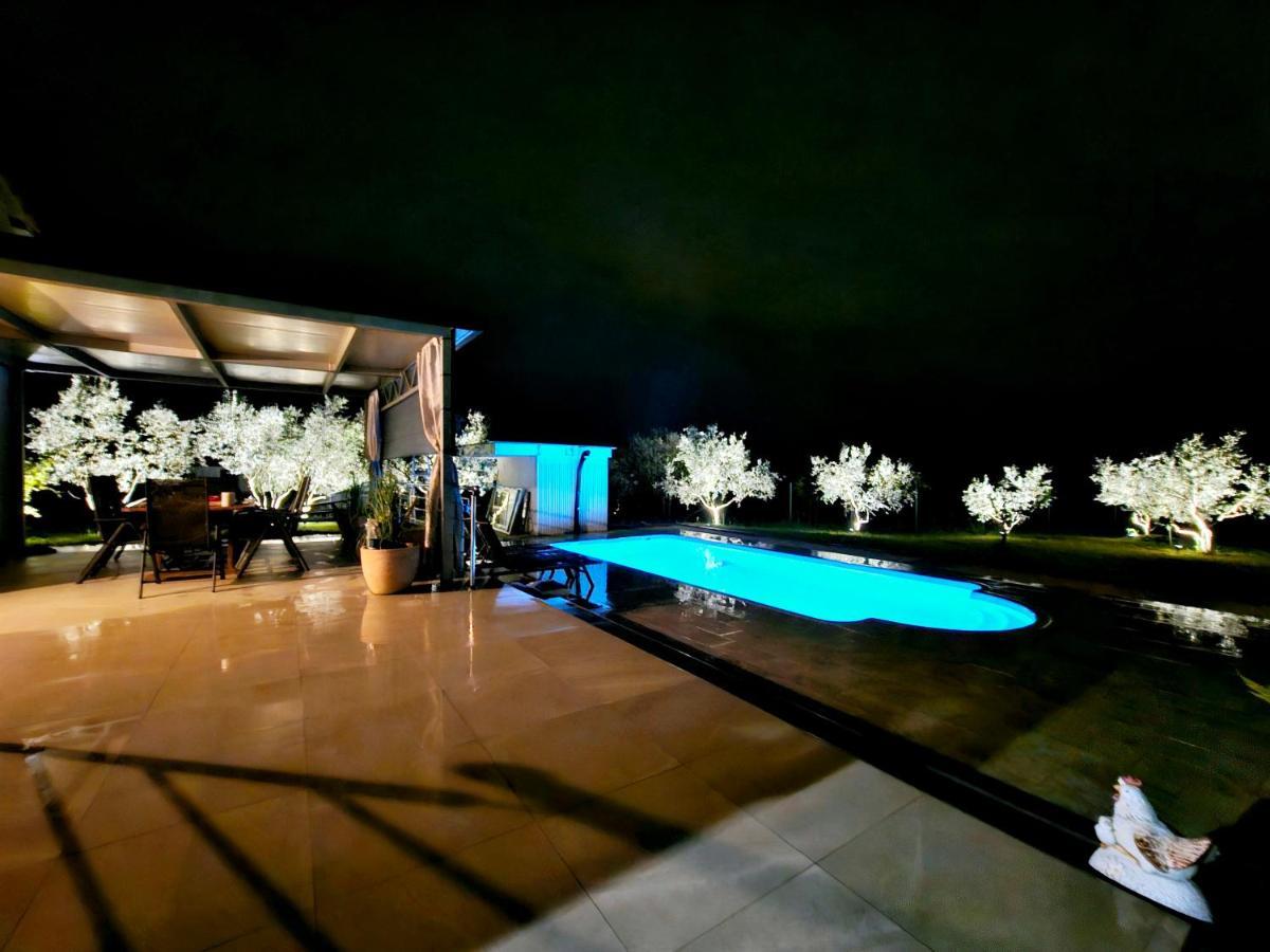 Naturia Holiday House メドゥリン エクステリア 写真